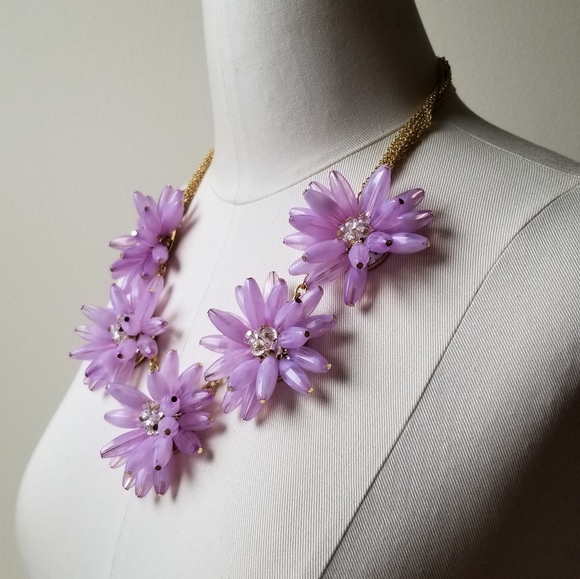 Kohl's Lt Purple Flower & Crystal Bead Necklace - Picture 2 of 8
